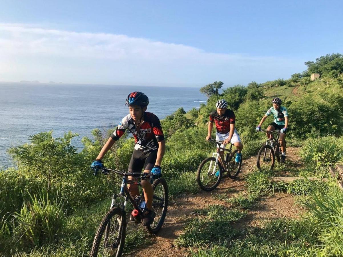 Ceiba Studios Zihuatanejo Kültér fotó