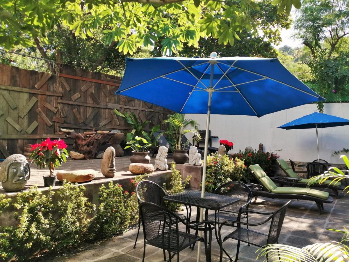 Ceiba Studios Zihuatanejo Kültér fotó